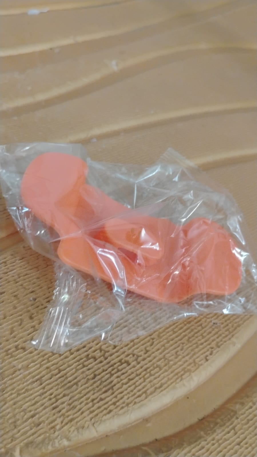 Wall Mounted Plug Holder Hook (1 Pc) Wall Mounted Plug Holder Hook (1 Pc)
